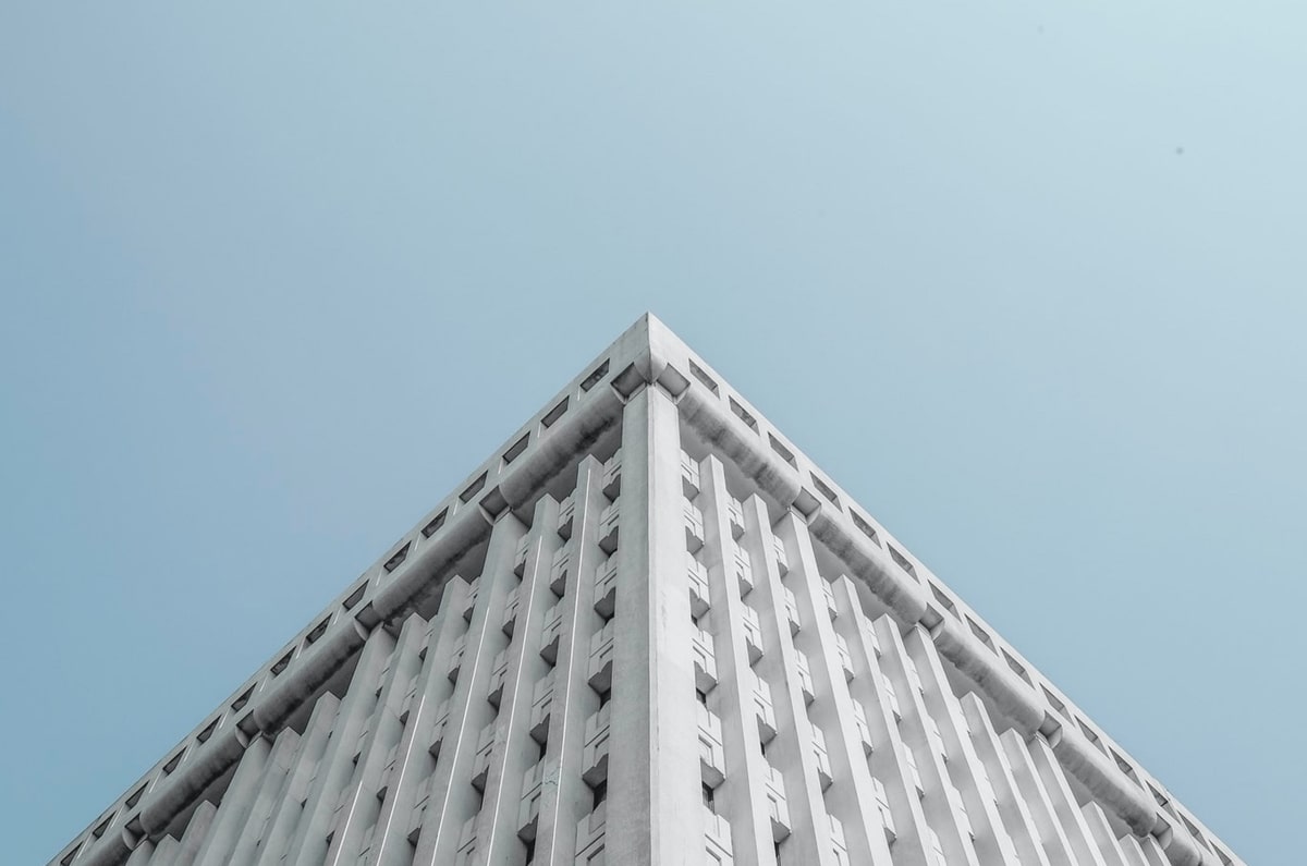 34岁萨拉赫独造两球仍难掩一个事实：利物浦的争四全靠这条老腿